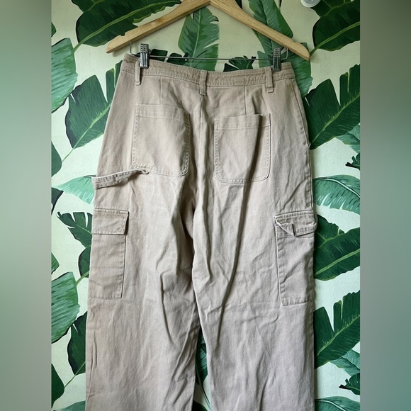 Target Sandy Liang Mid Rise Straight Leg Flat Front Cargo Khaki Pants Sz 6 - Picture 7 of 8